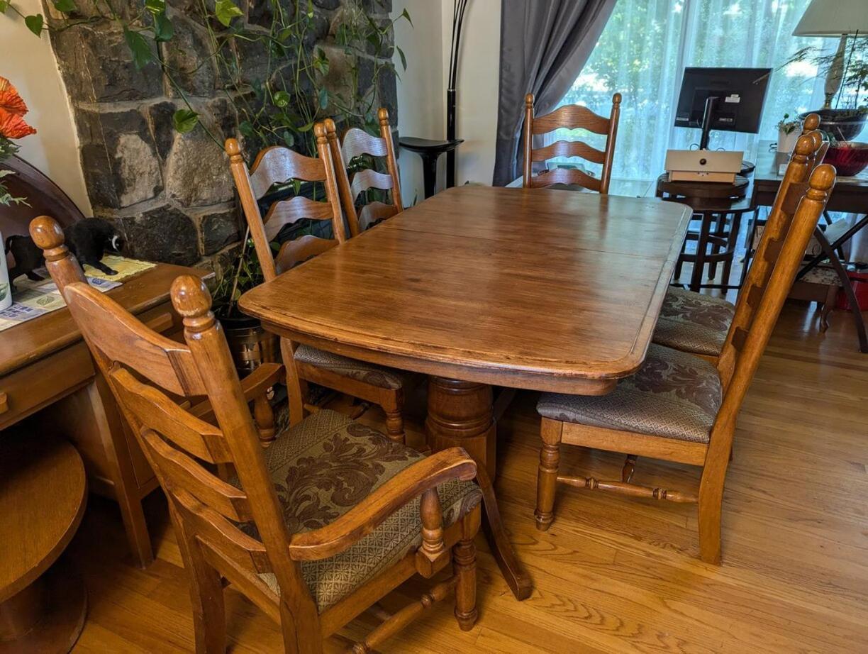 Guest house In Area Ottawa