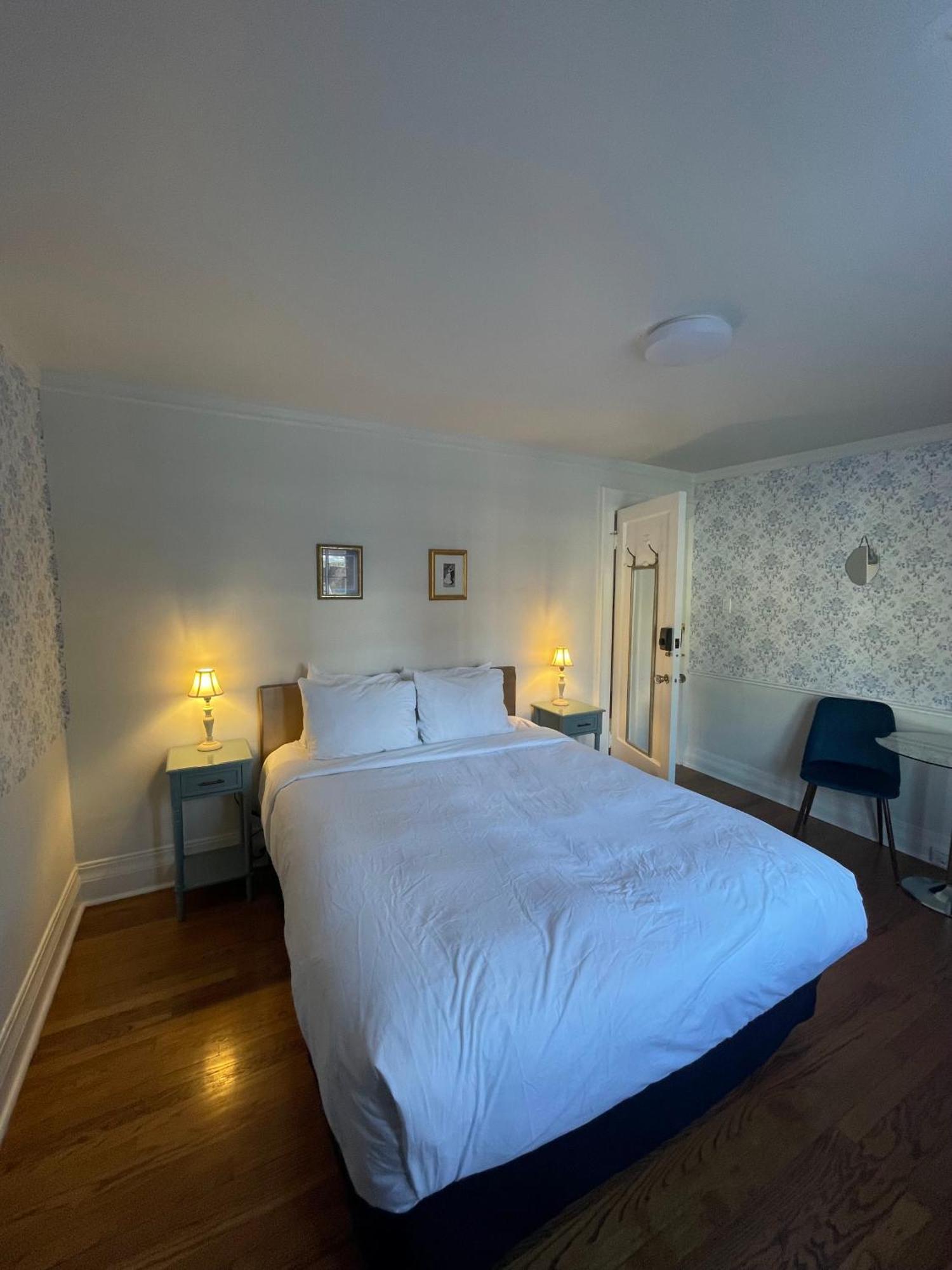 Bed & Breakfast The Ambassador