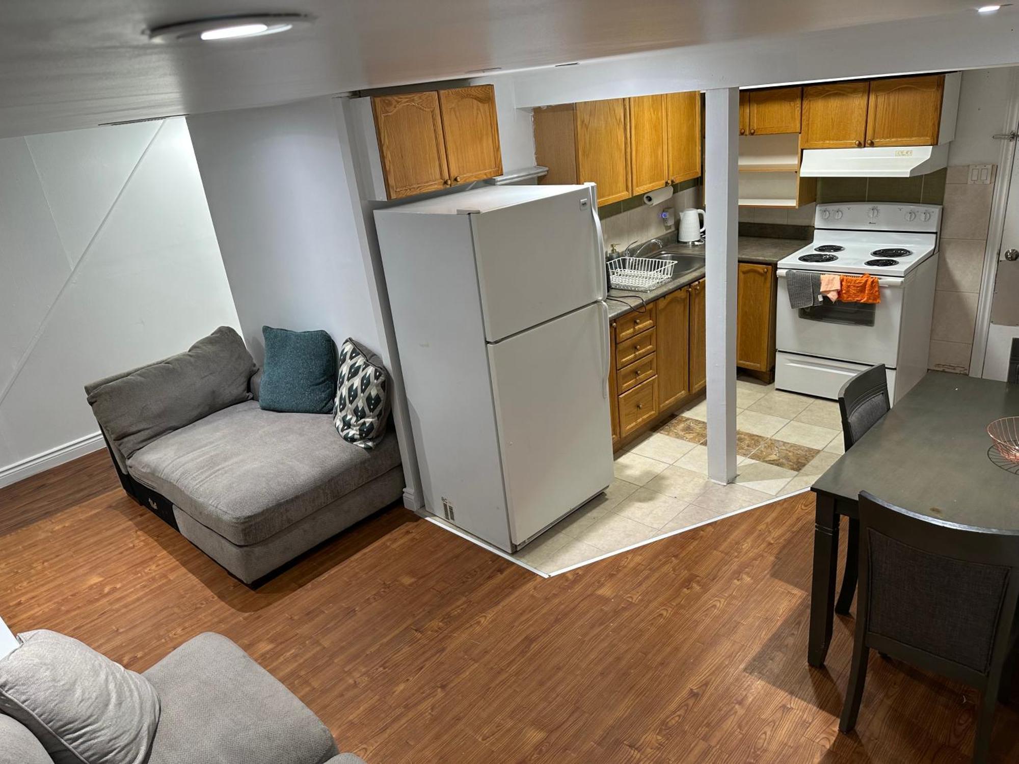 Maple Stay- Private 2 Bedroom Short Term *