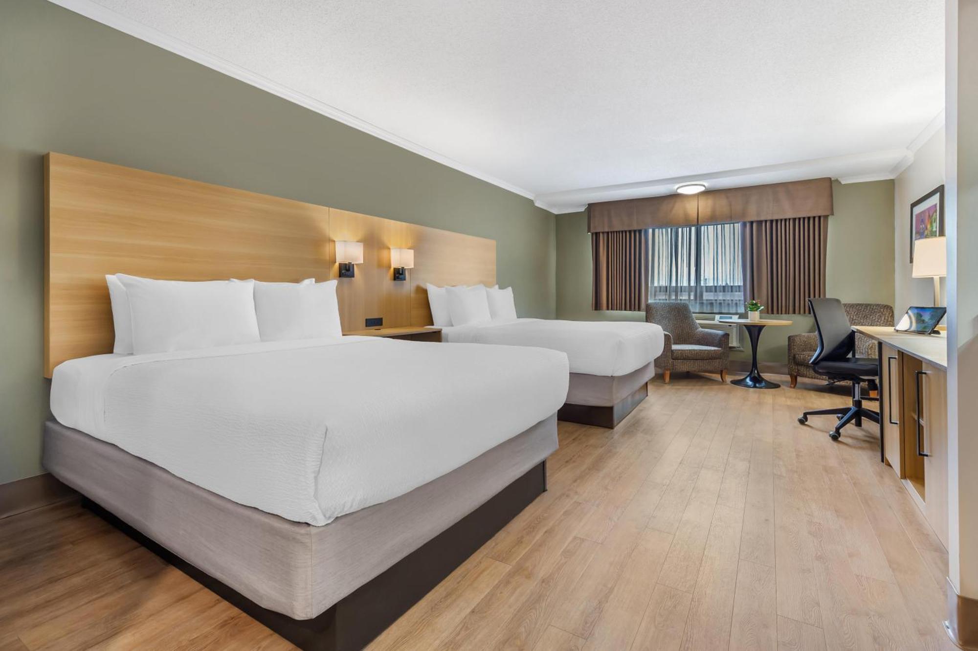 Western Centre Hotel 3*