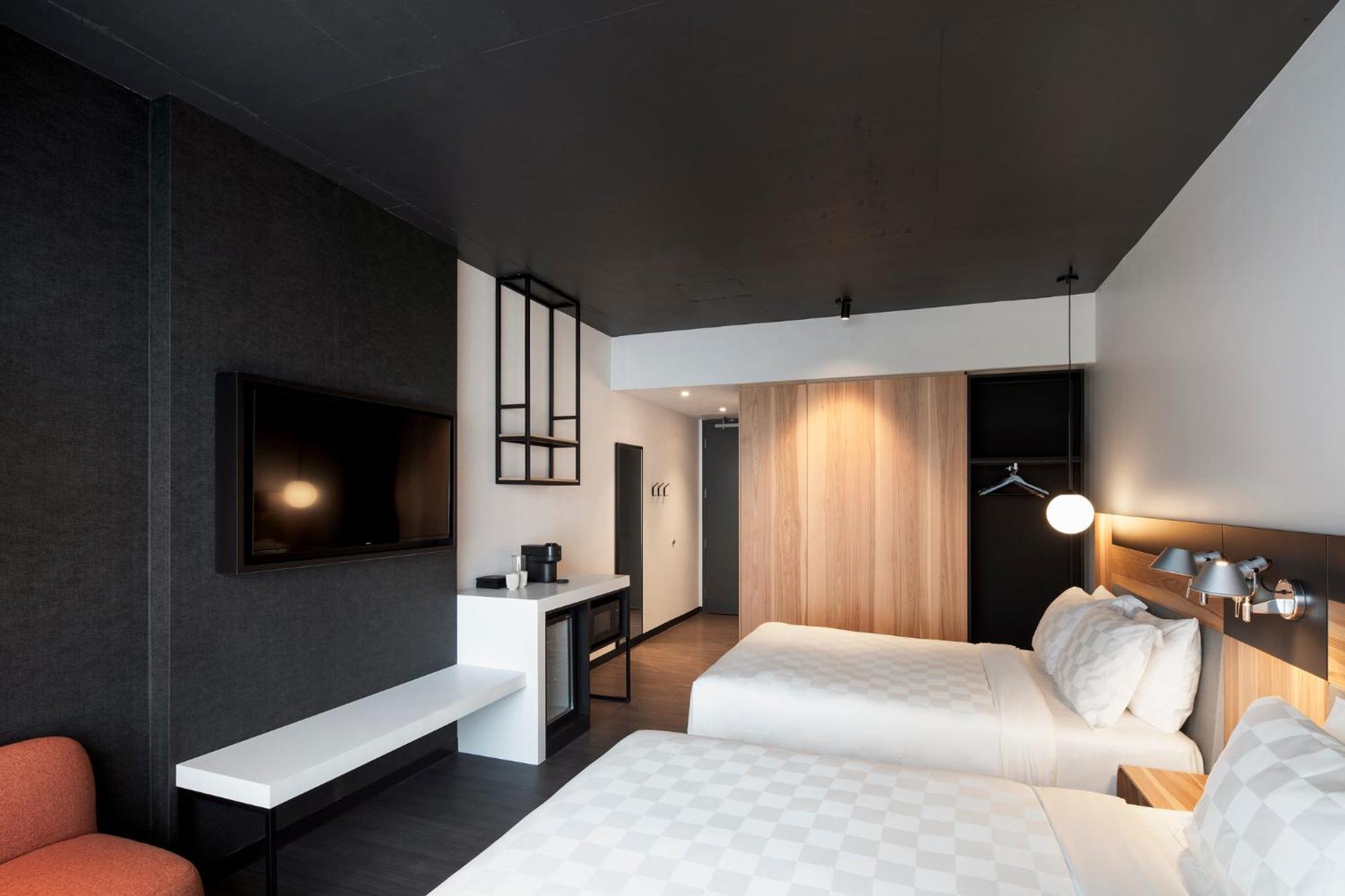 Alt Airport Hotel Ottawa
