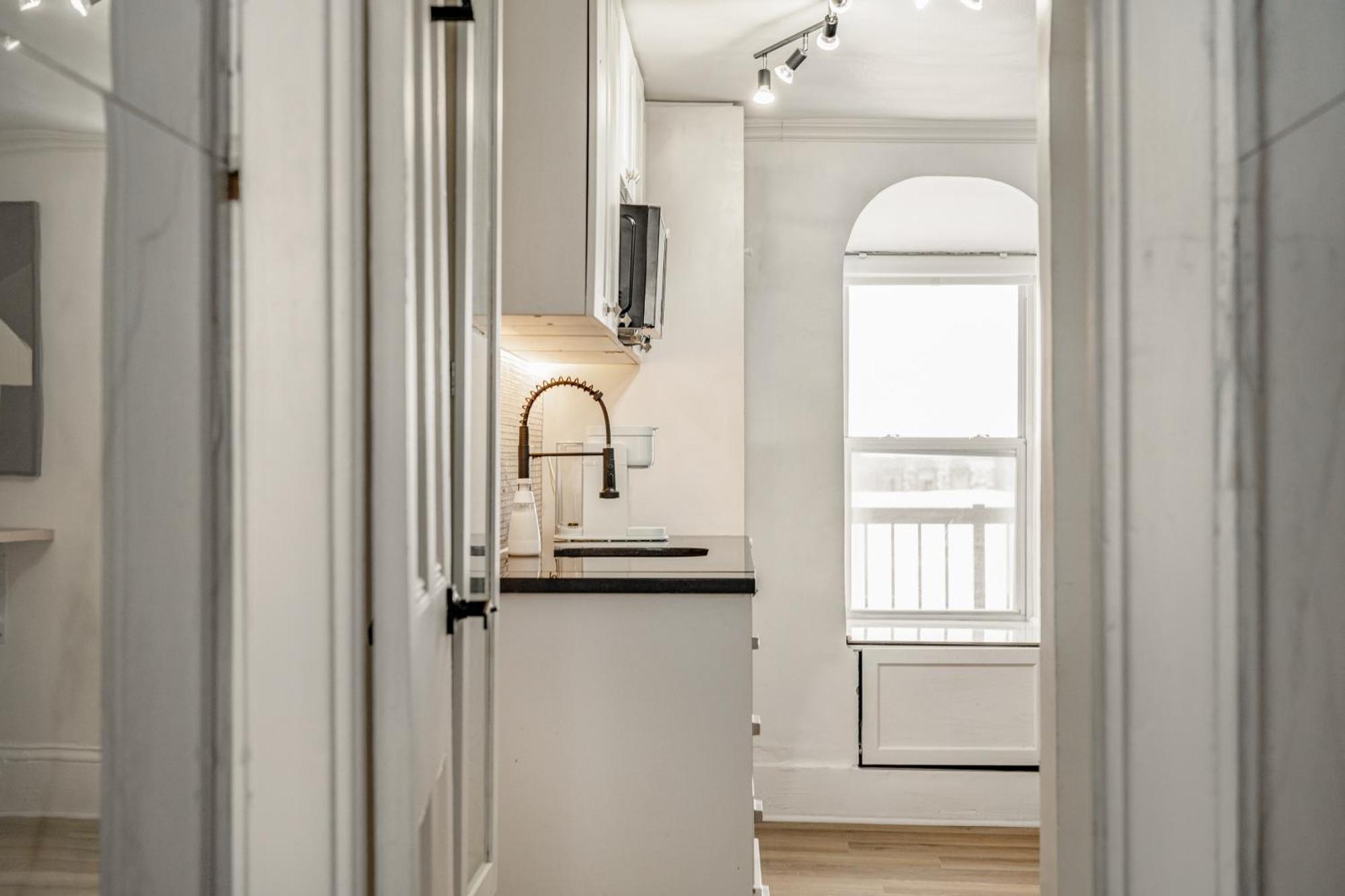 Hotel Parlour Ottawa