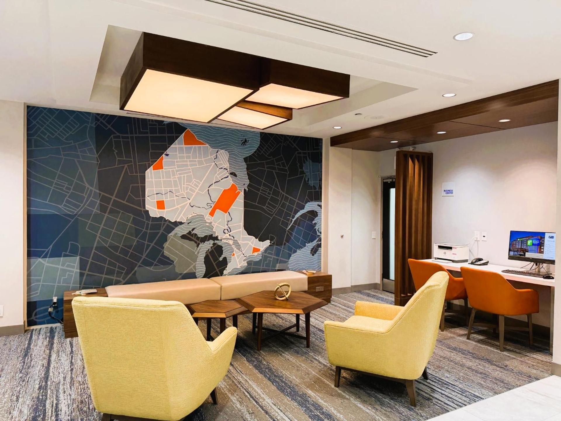 Express & West - Nepean By Ihg Hotel 2*