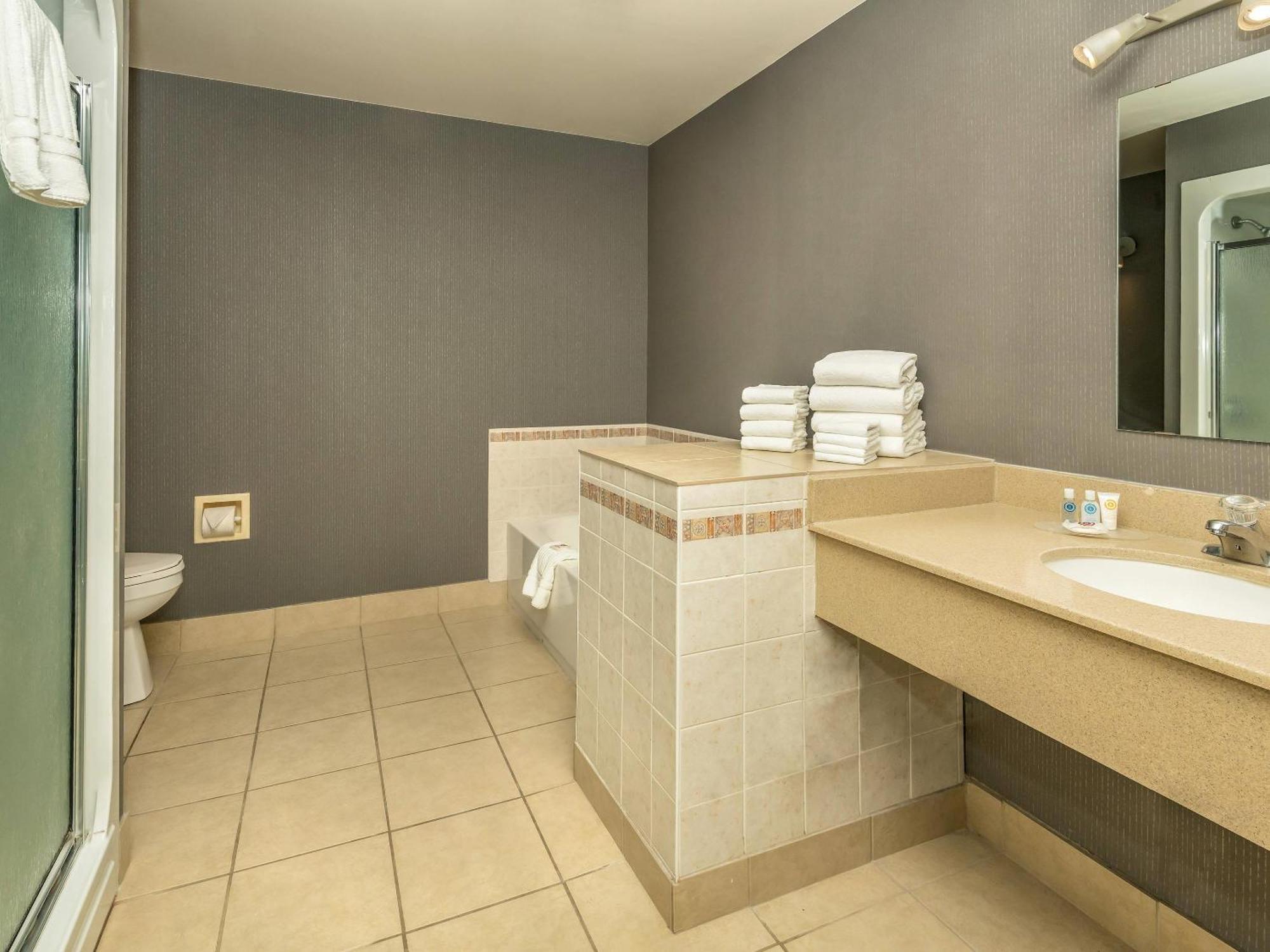 Comfort Kanata West Ottawa