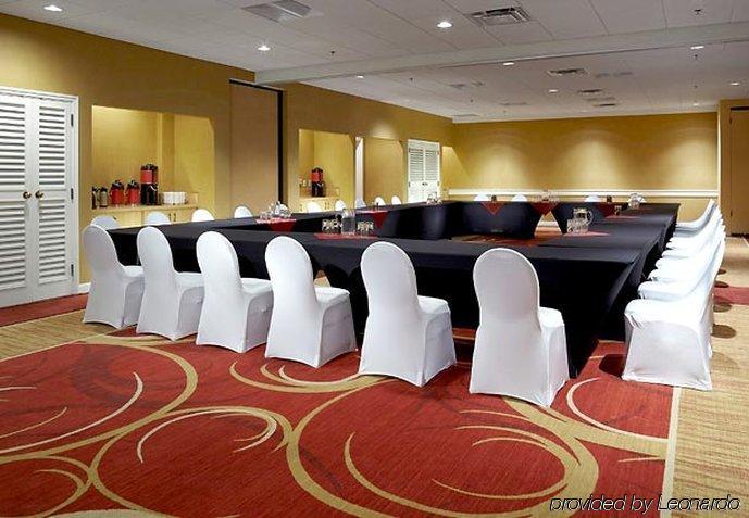 Hotel Courtyard By Marriott Downtown Ottawa