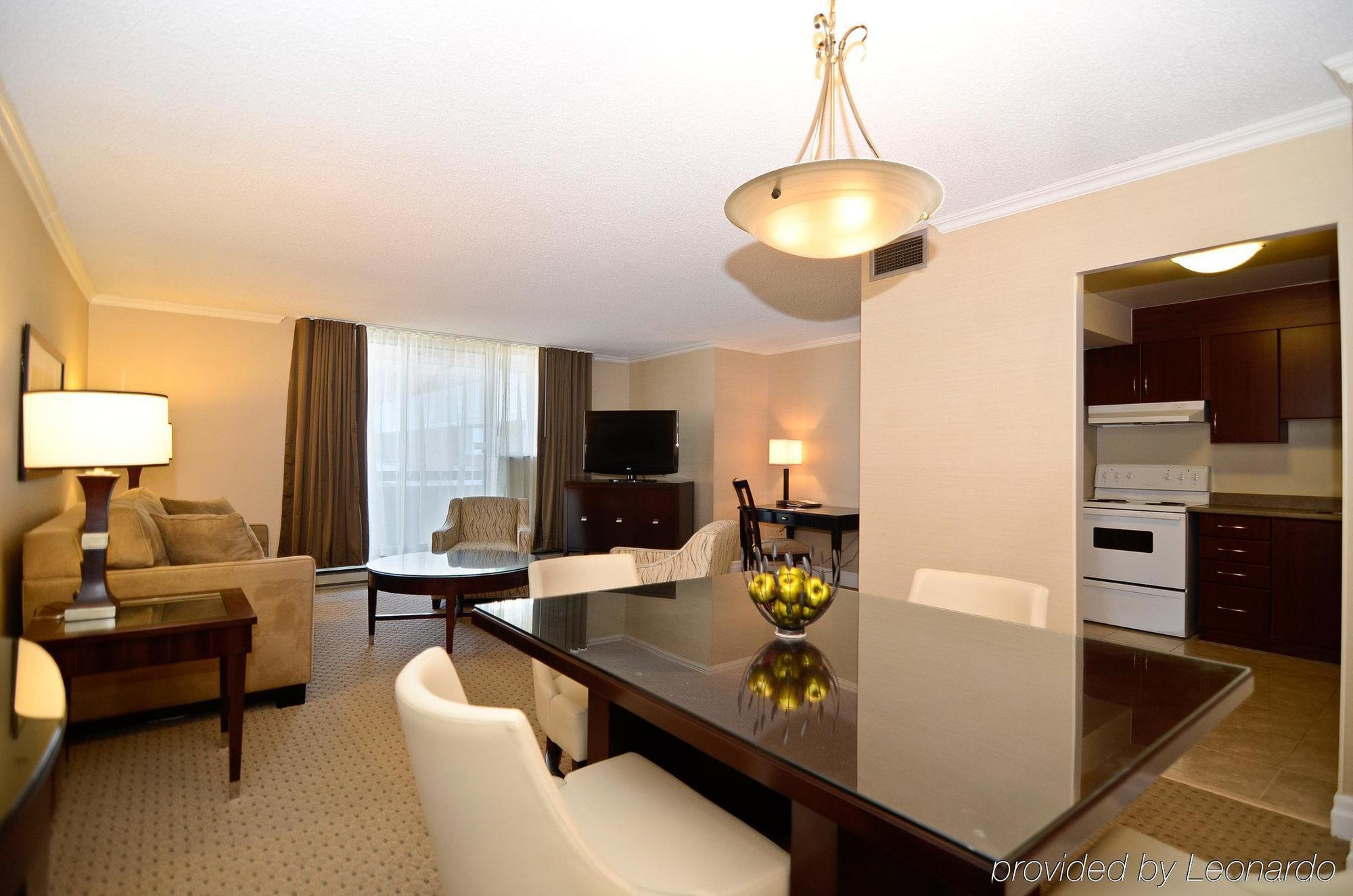Hotel At Bay 3*