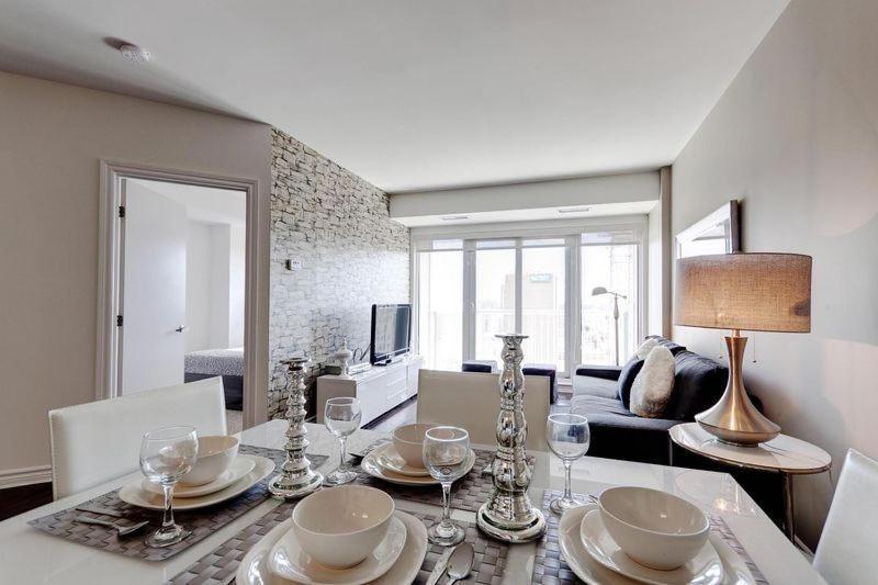 Corporate 50 Laurier Splendid Apartment Ottawa