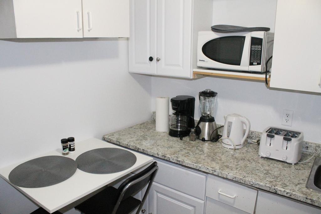 Adib Apartments - 931 Pinecrest Rd, Unit B