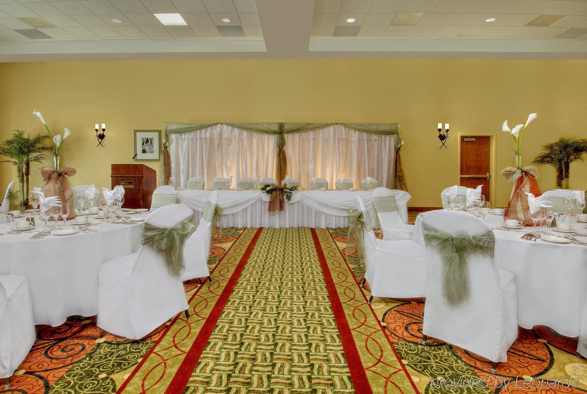 Hilton Garden Airport 3* Ottawa