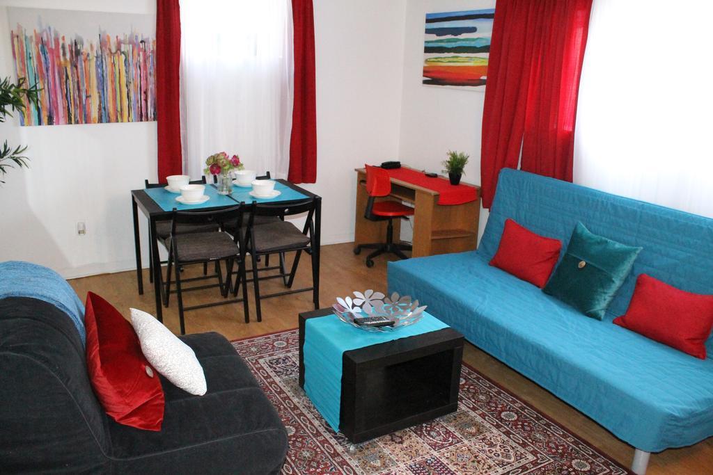 Adib Apartments - 150 Young St, Unit 4 *