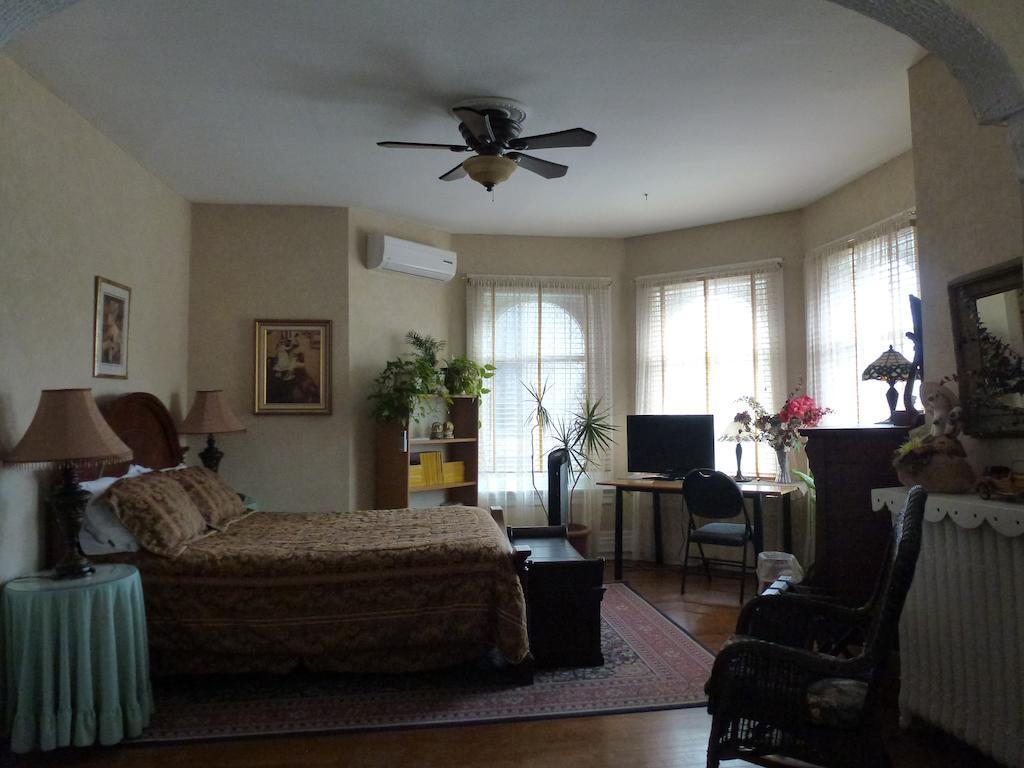 Bed & Breakfast King Edward 2*