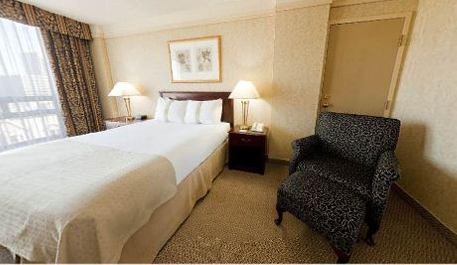 Hotel & Ottawa-downtown Ottawa