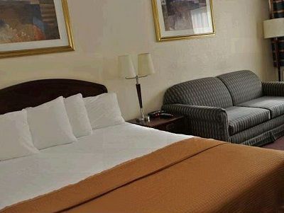 Travelodge By Wyndham East 3*
