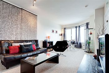 Corporate 50 Laurier Splendid Apartment