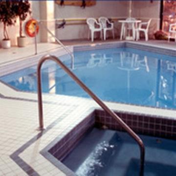 Hotel Travelodge By Wyndham East 3*
