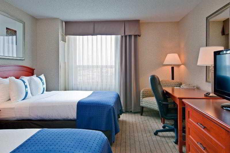 Hotel & Ottawa-downtown Ottawa