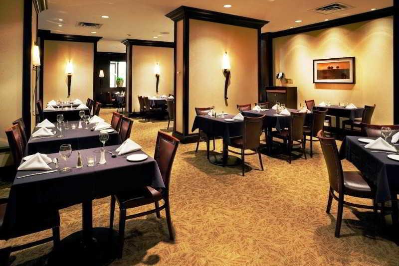 & Ottawa-downtown Hotel 3*
