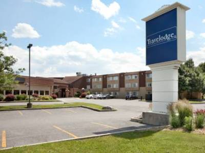 Travelodge By Wyndham East Hotel