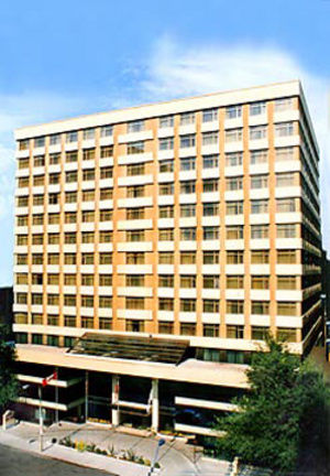 The Carleton 4*