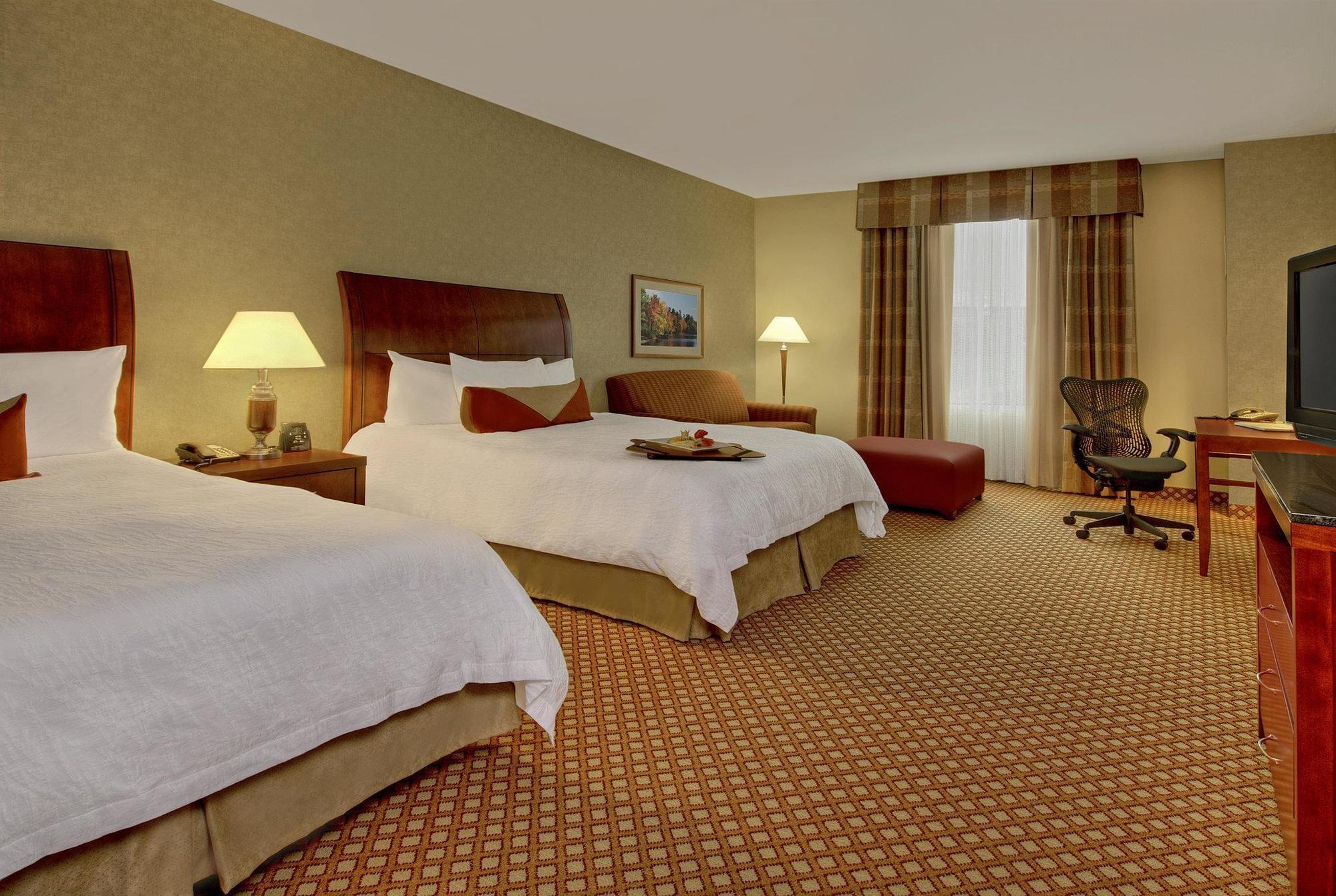 Hotel Hilton Garden Airport