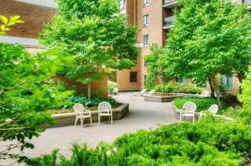 Les 4* Ottawa