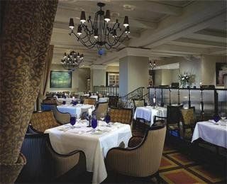 Hotel & Ottawa-downtown Ottawa