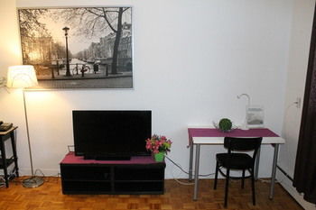 Adib 2448 Carling Ave *