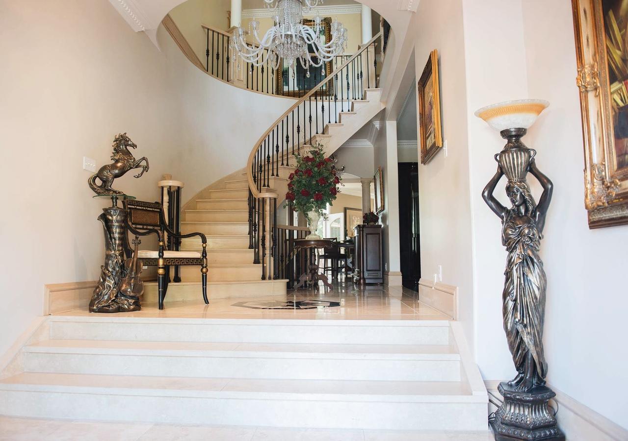 Jstlikehome - Luxury Mansion & Guest house Ottawa
