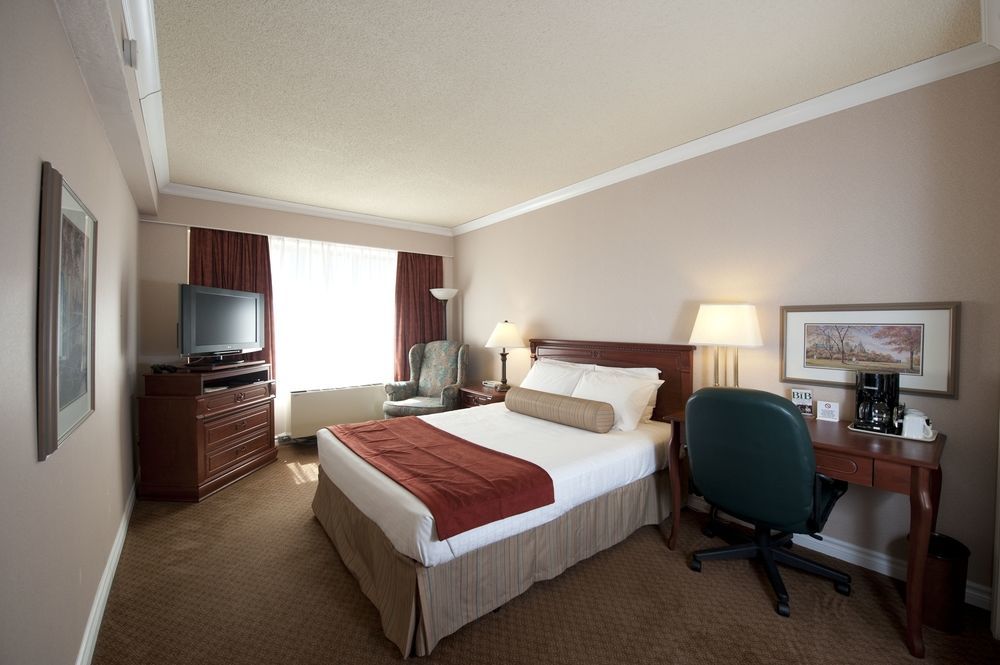 Capital Hill & Hotel