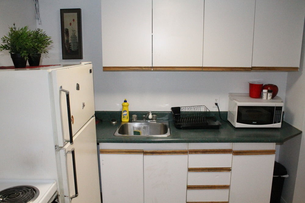 Adib Apartments 1530 Gilles St * Ottawa