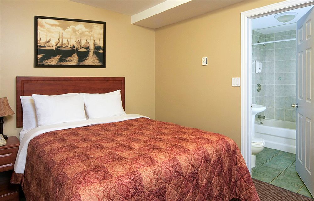 Travellers Haven Hotel 2*