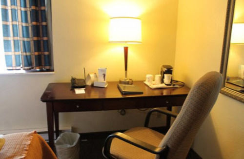 Travelodge By Wyndham East Hotel Ottawa