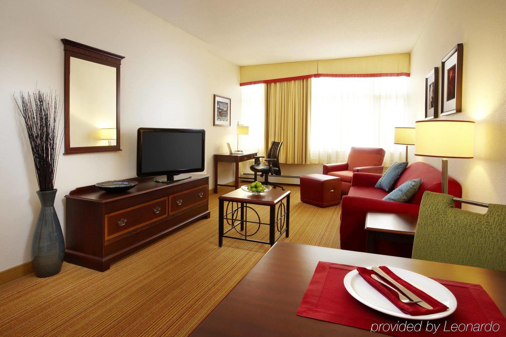 Hotel The Carleton 4*