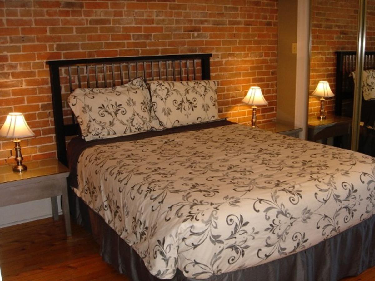 Bed & Breakfast Avalon 4*