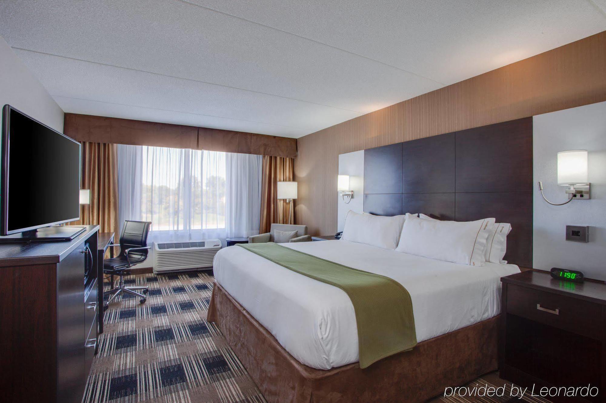 Express & East-orleans By Ihg 2* Ottawa