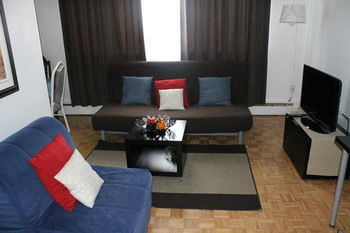 Adib 2448 Carling Ave Apartment