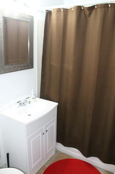 Adib 2448 Carling Ave Apartment