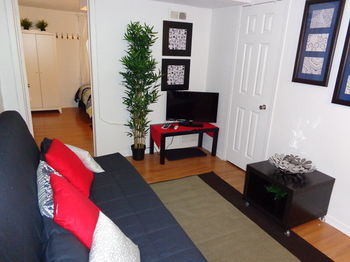 Adib Apartments - 150 Young St, Unit 4 Ottawa