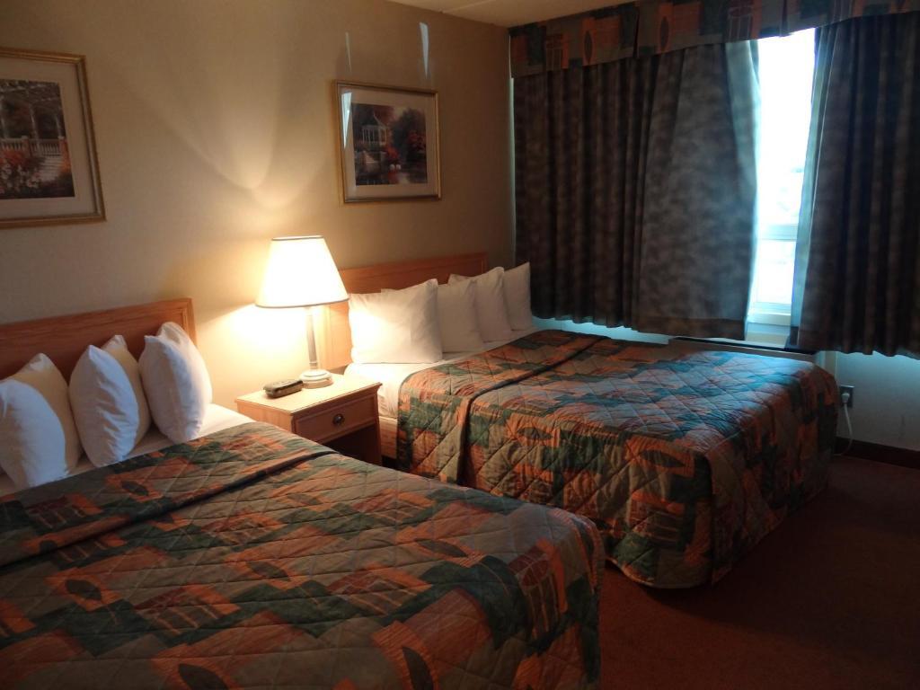 Plaza Downtown 3* Ottawa