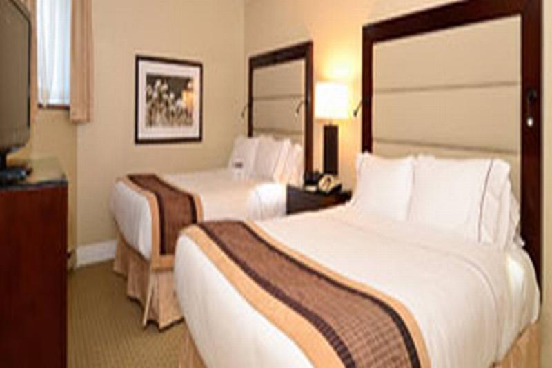 At Bay Hotel