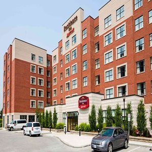 By Marriott Airport 3*