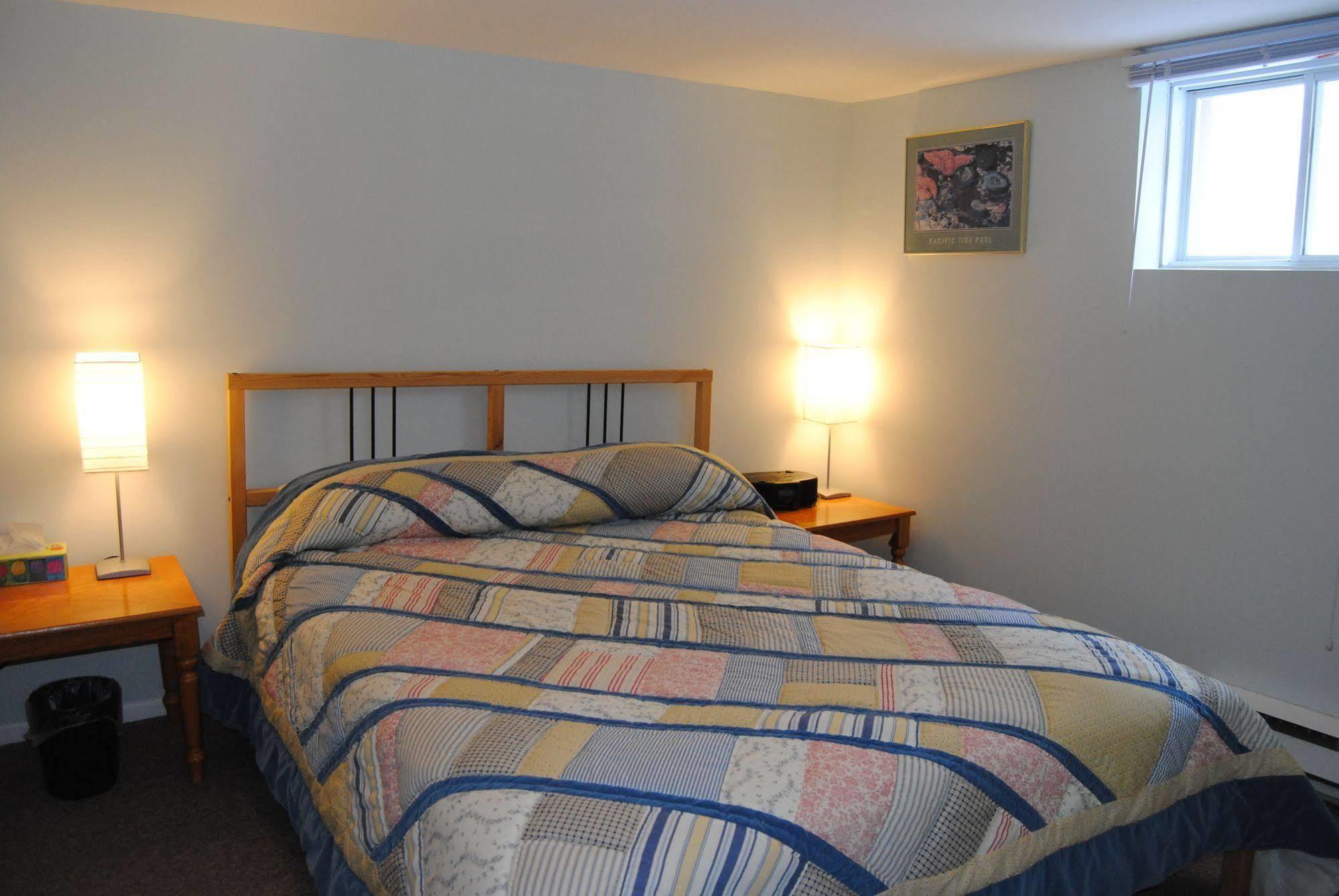 Sunnyside 3* Ottawa