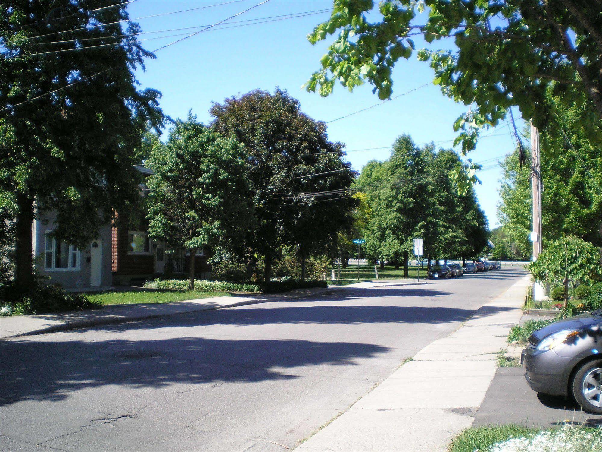 Sunnyside Hotel