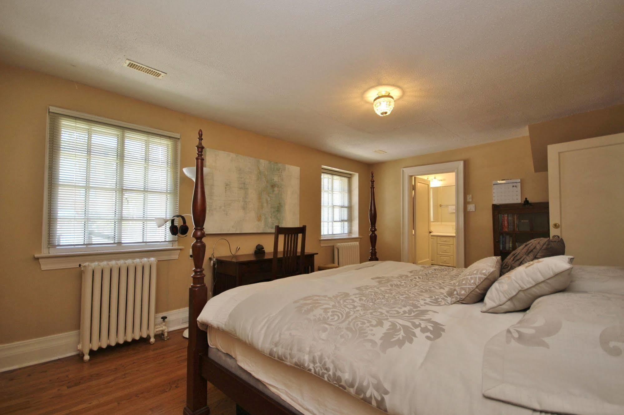 Bed & Breakfast Ambassador Ottawa