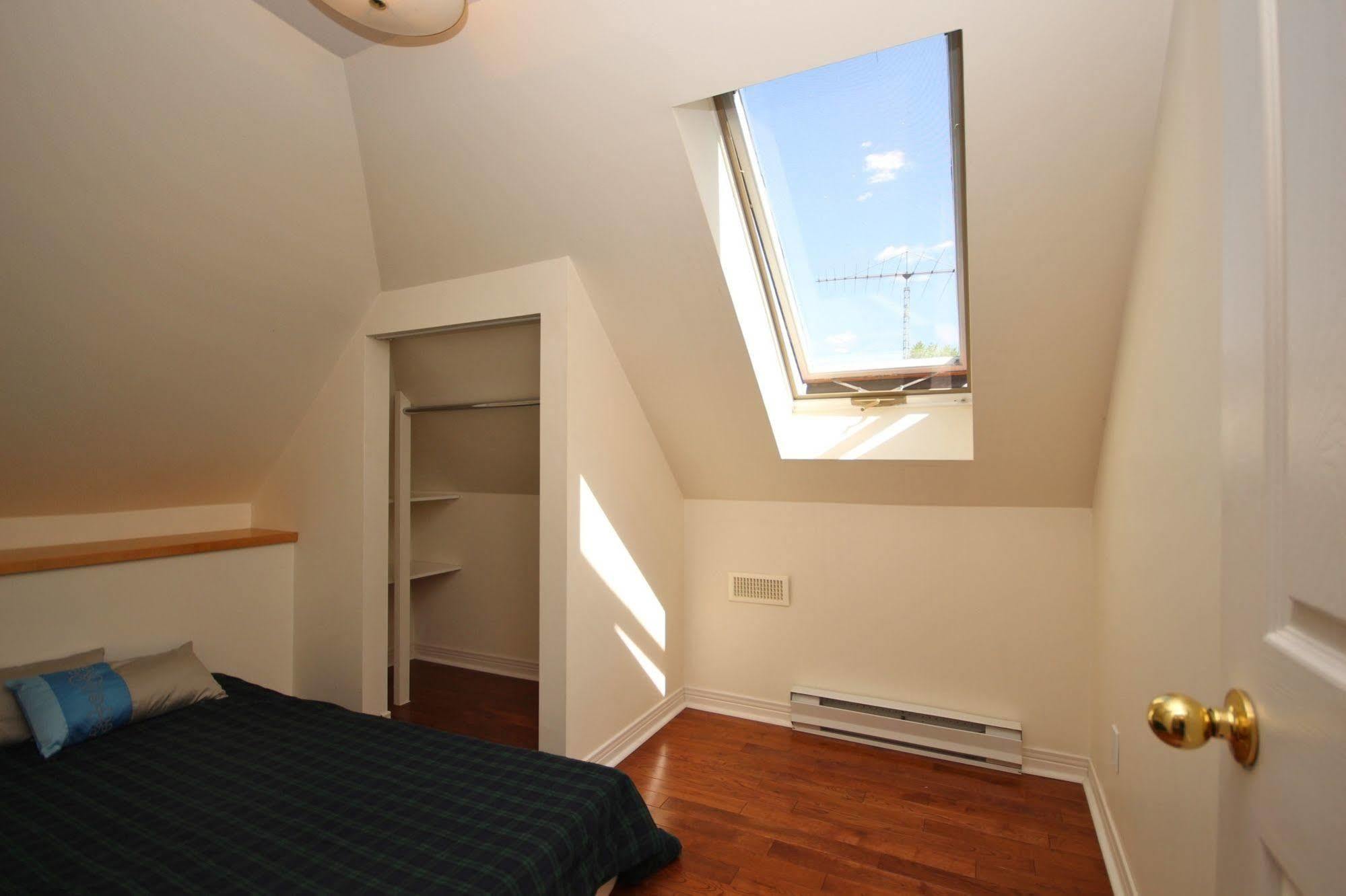 Ambassador Bed & Breakfast 3*