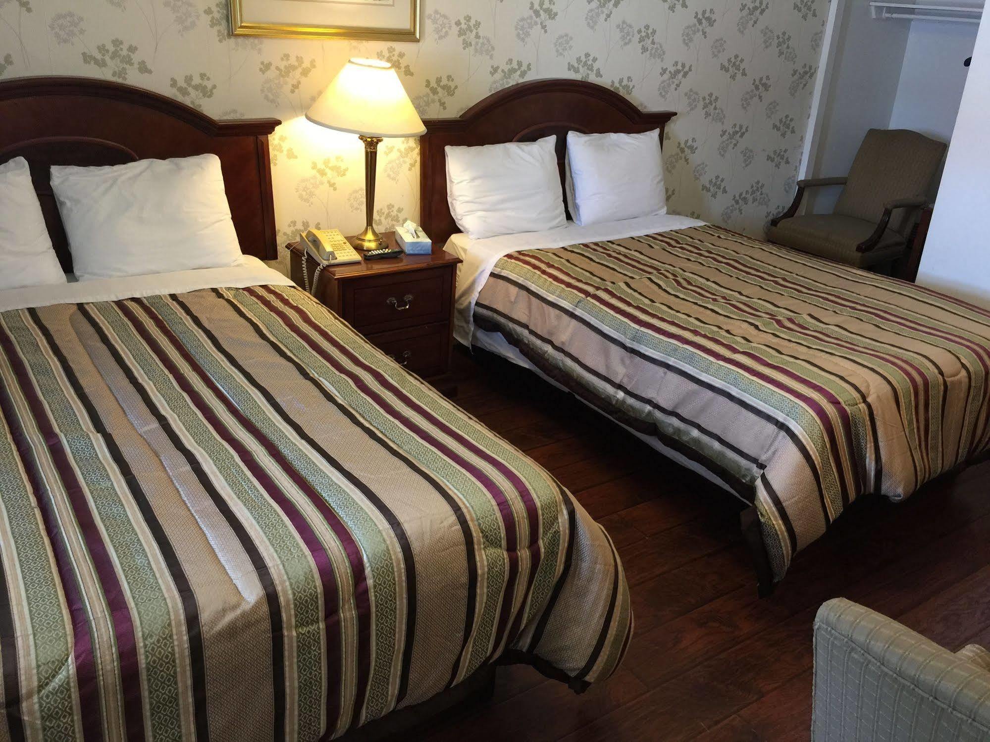 Stardust Motel *