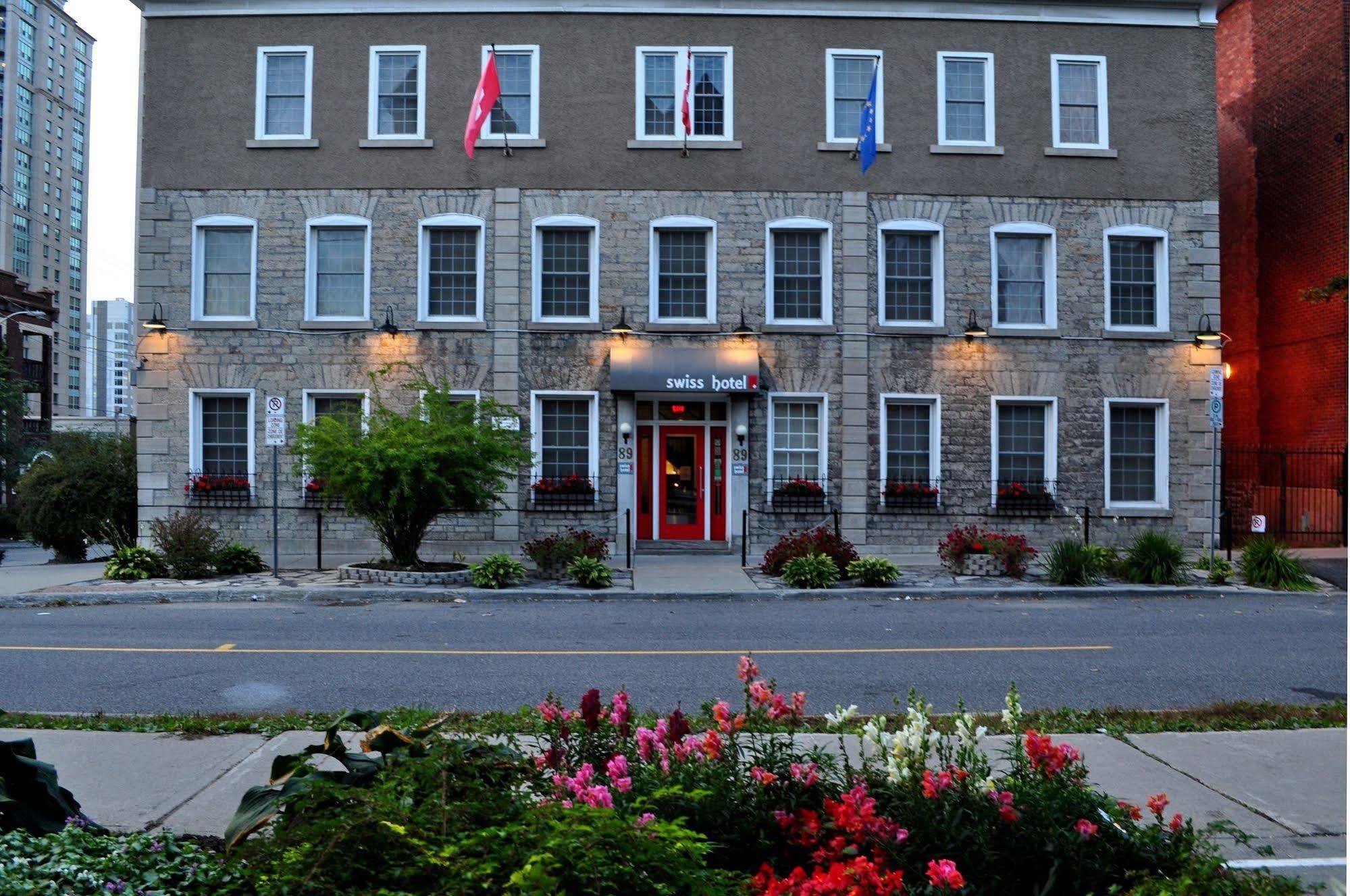 Hotel Swiss Ottawa