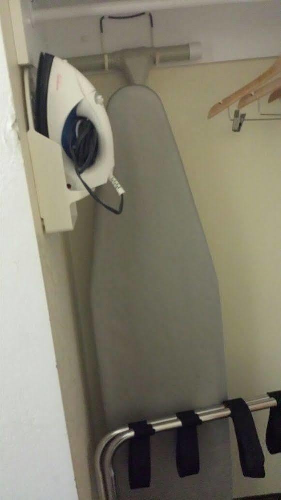 Travelodge By Wyndham East Hotel Ottawa