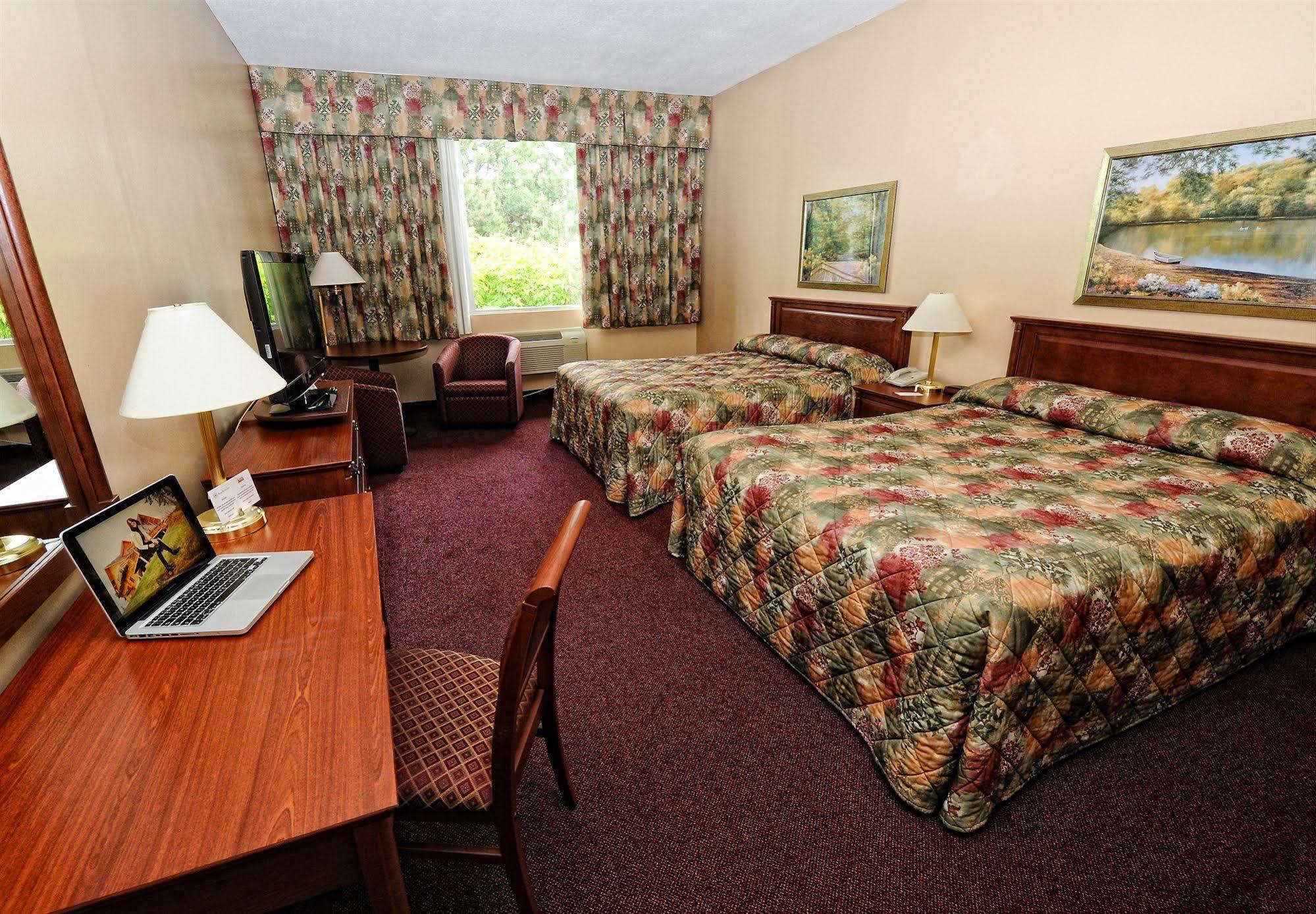 Adam's Airport Motel Ottawa