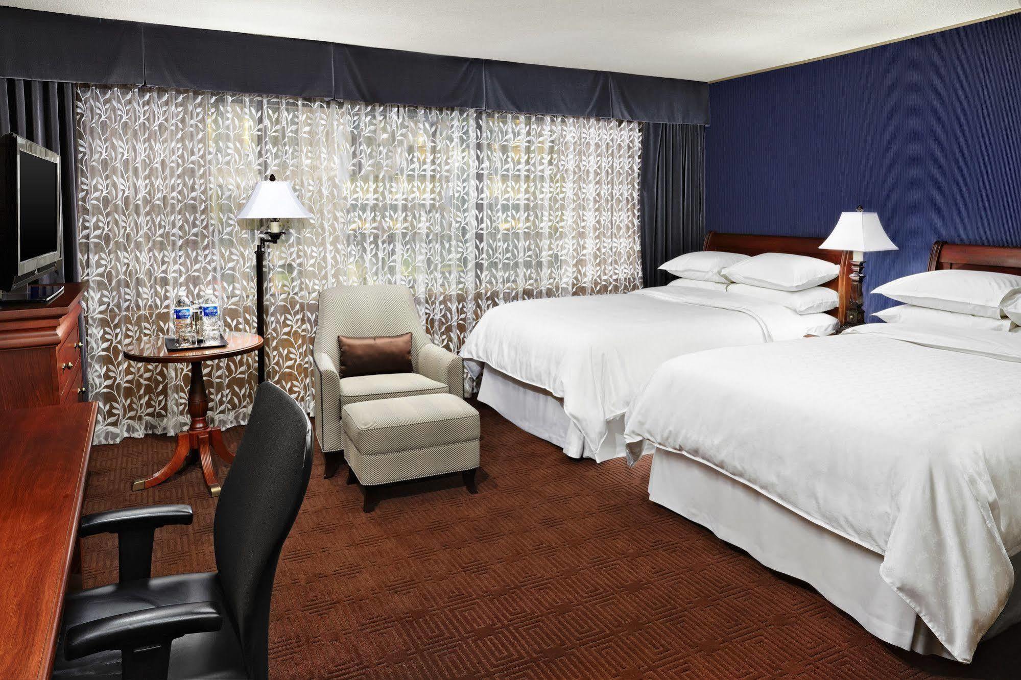 Sheraton 4* Ottawa